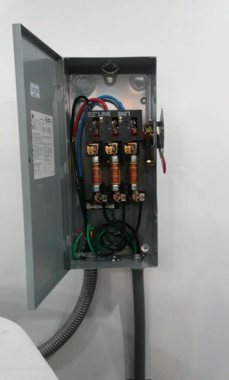 Three-phase disconnect switch installed for Electrical Wiring & Rewiring in Emmett